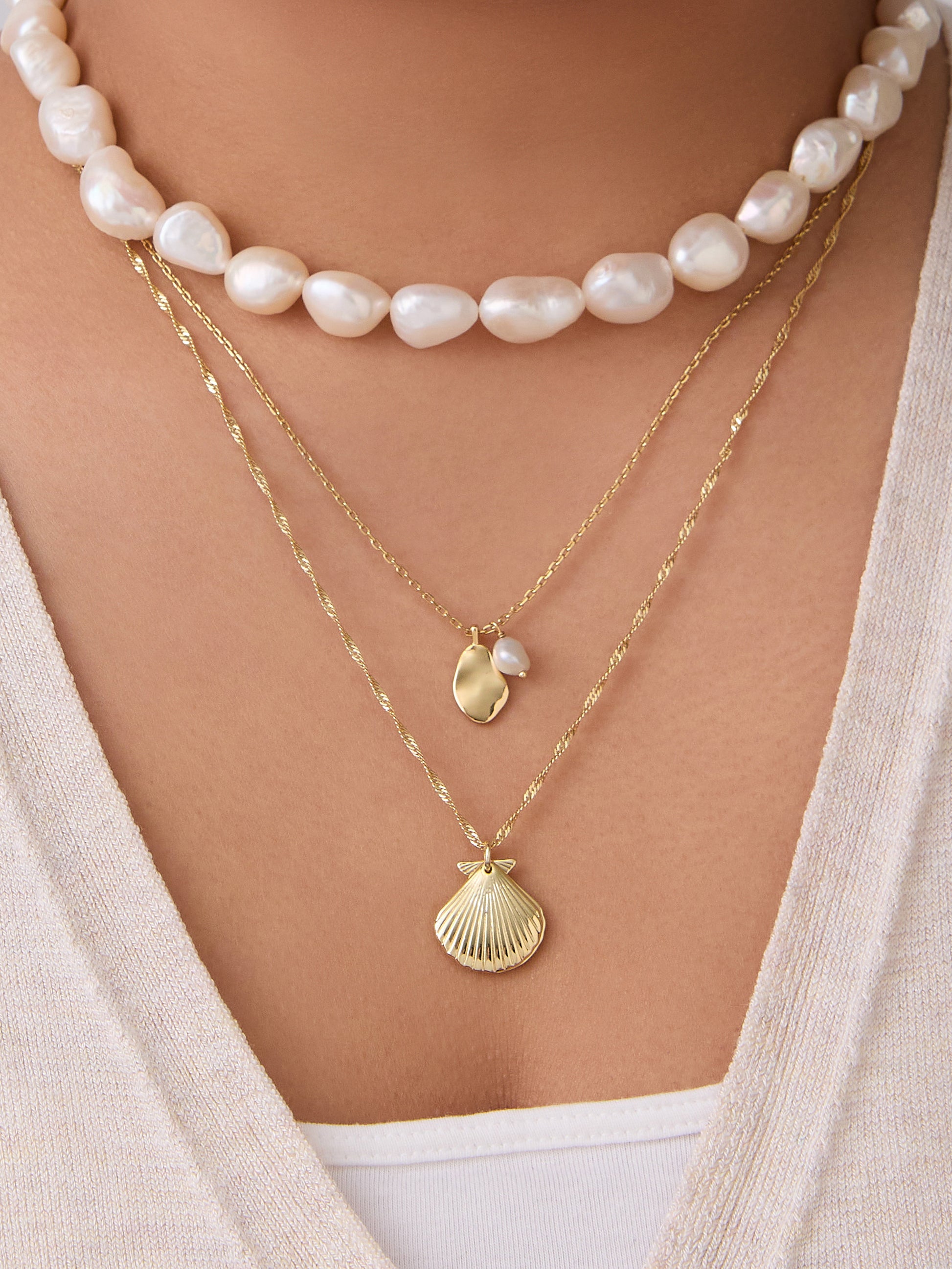 Llife VOLUTA SHELL NECKLACE Scallop Shell Necklace