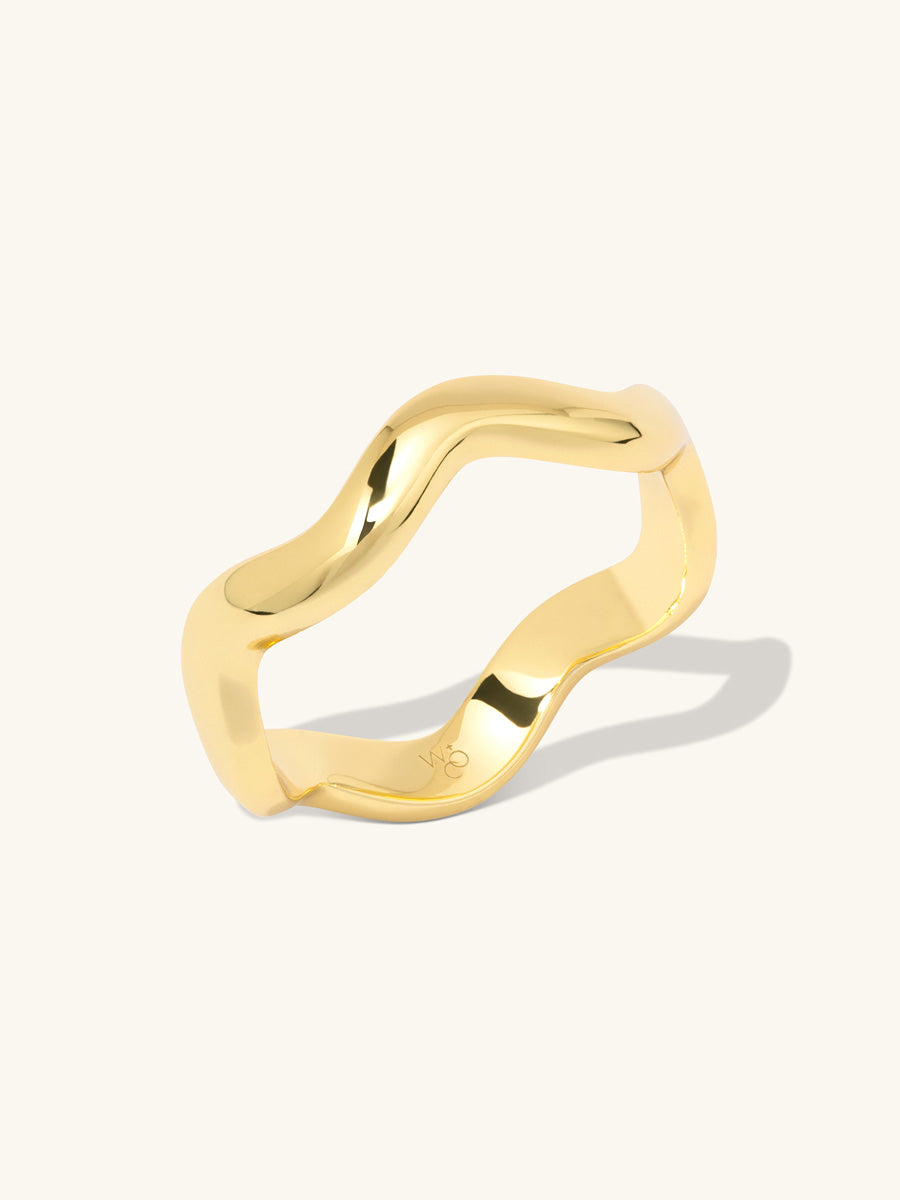 Scallop Gold Ring | Wanderlust + Co