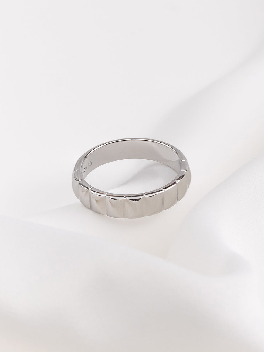 Checker 925 Sterling Silver Ring | Wanderlust + Co