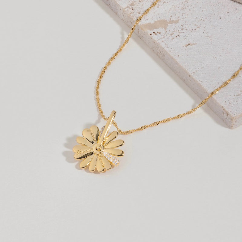 Daisy pendant store gold