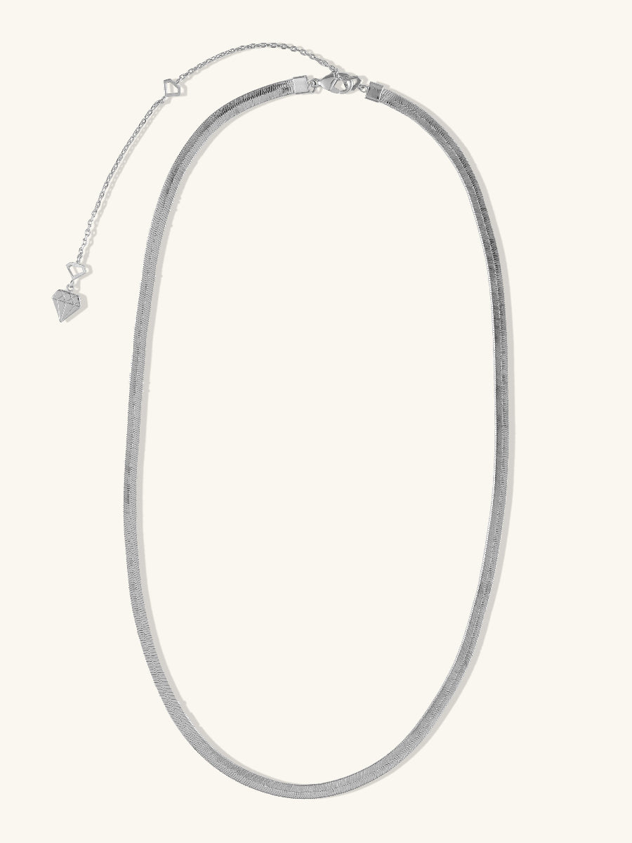 Edie Snake Chain Silver Necklace | Wanderlust + Co