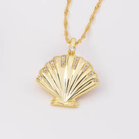 Sundaze Shell Gold Necklace | Wanderlust + Co