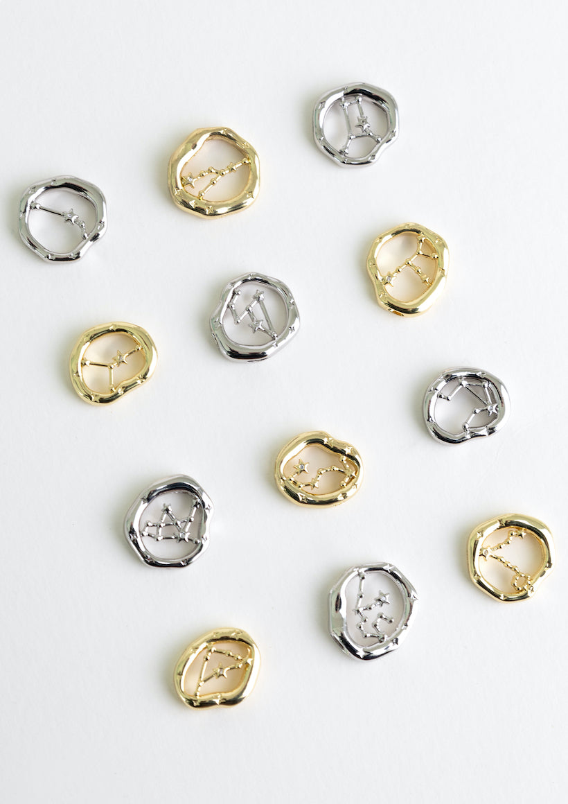 Product showcase left image