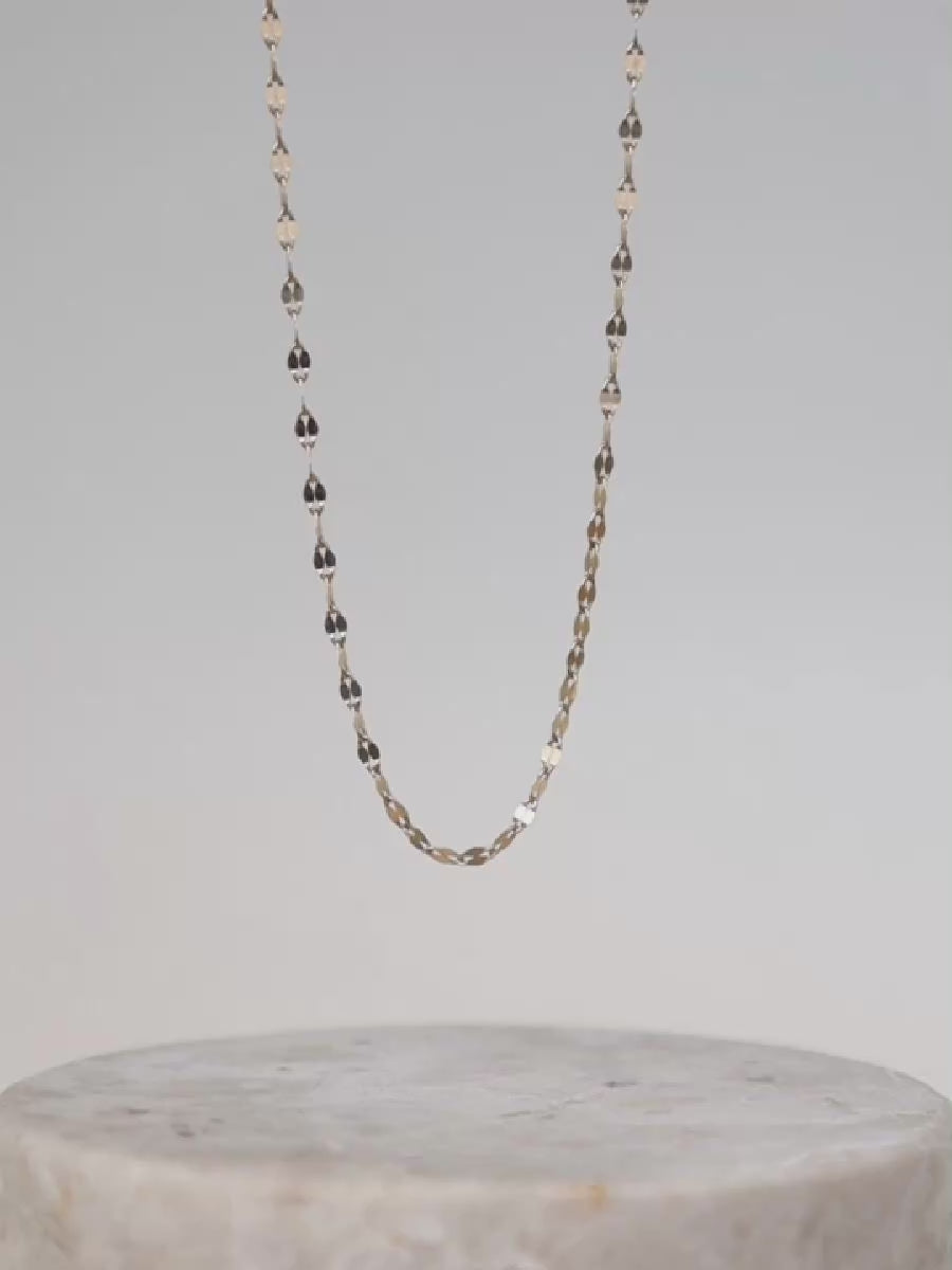 Petal 14K Solid Gold Chain Necklace | Wanderlust + Co