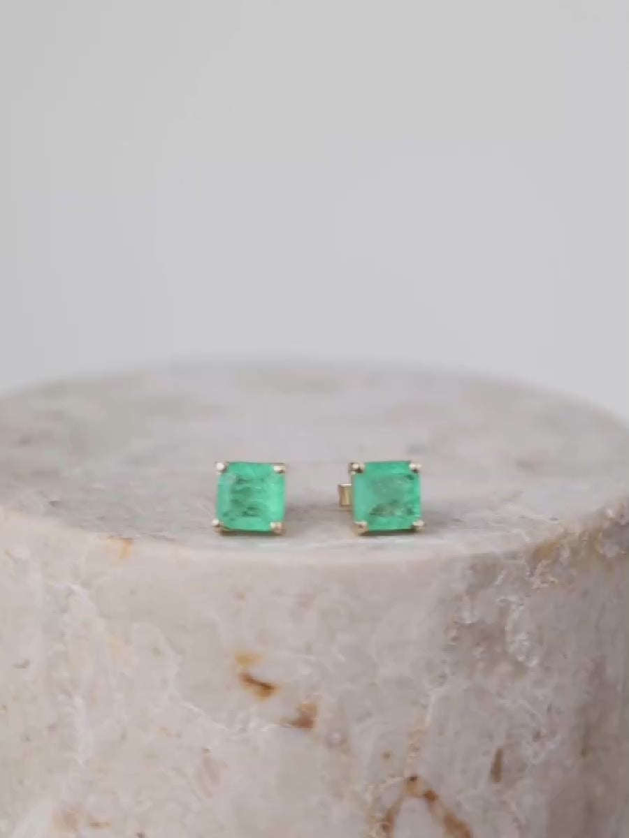 Emerald Quartz 14K Solid Gold Stud Earrings | Wanderlust + Co