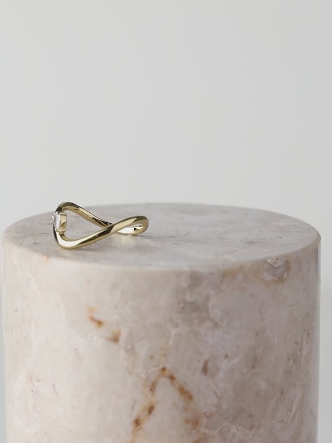 Flow Diamante 14K Gold Vermeil Ring | Wanderlust + Co