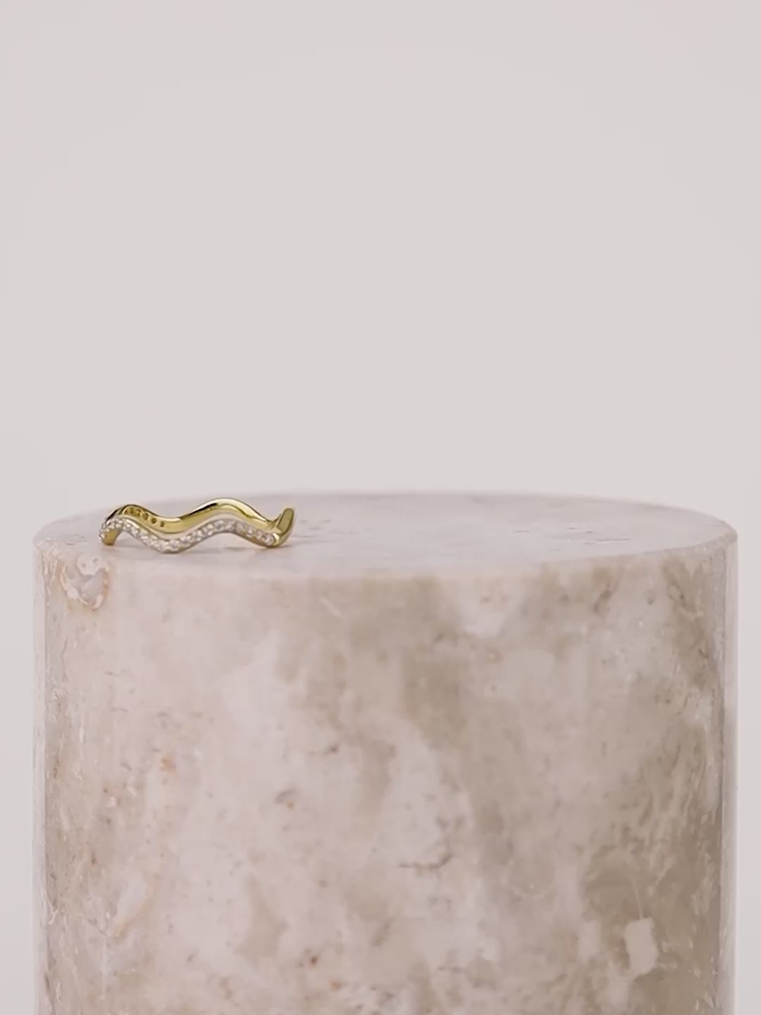 Scallop Petite Pave Gold Ring | Wanderlust + Co