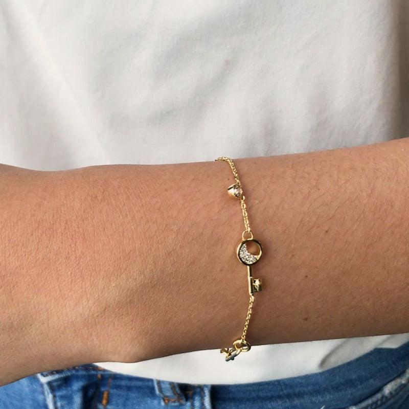 Gold key bracelet clearance