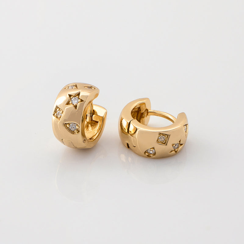 Gold ear clearance studs for babies